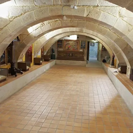 Hospederia Monasterio De 3* Poio