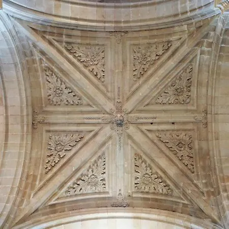 Hospederia Monasterio De 3* Poio