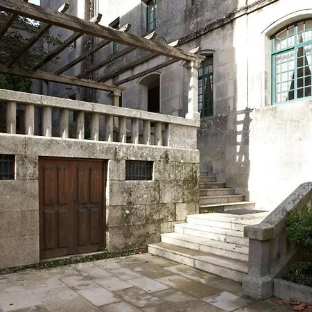 Hospederia Monasterio De Maison d'hôtes Poio