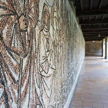 Hospederia Monasterio De *