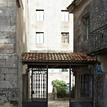 Pensjonat Hospederia Monasterio De Poio