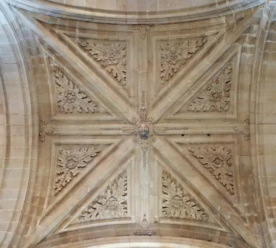 Hospederia Monasterio De 3* Poio